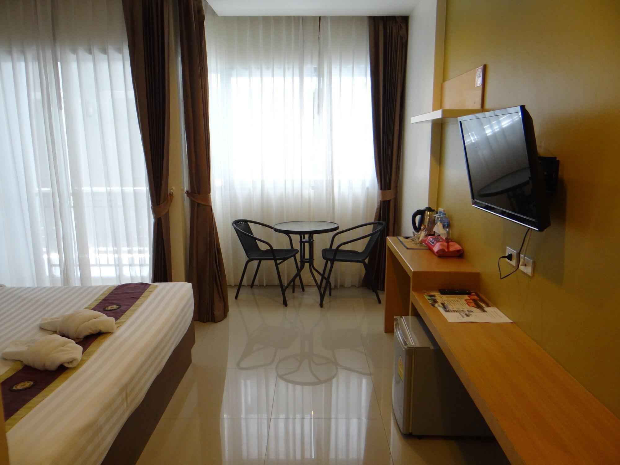 Tropical Sunset Hotel Patong Luaran gambar