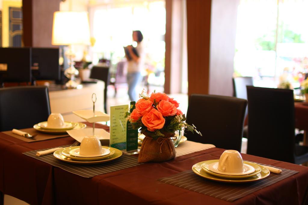 Tropical Sunset Hotel Patong Luaran gambar