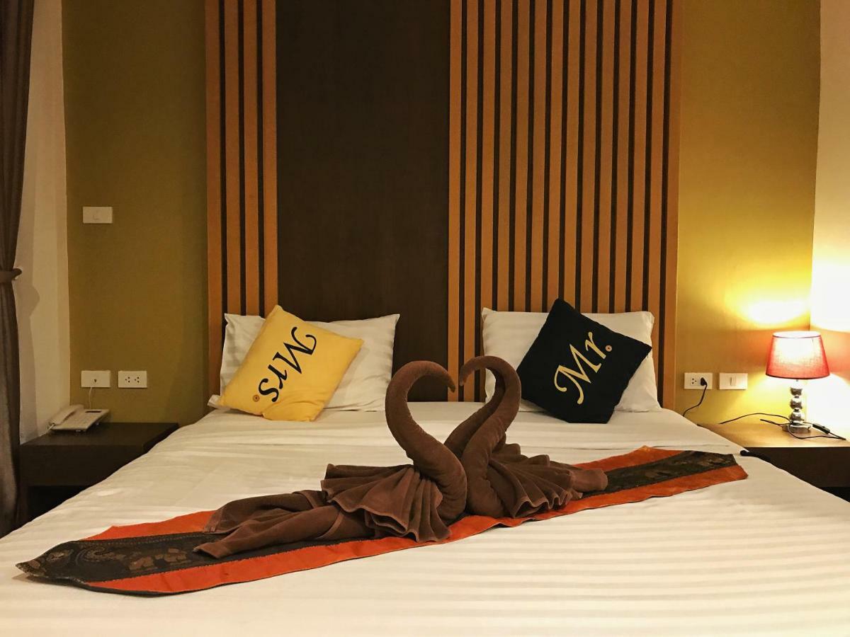 Tropical Sunset Hotel Patong Luaran gambar
