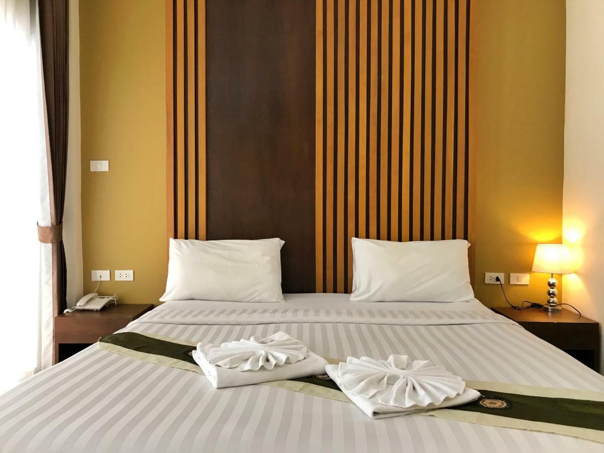 Tropical Sunset Hotel Patong Luaran gambar