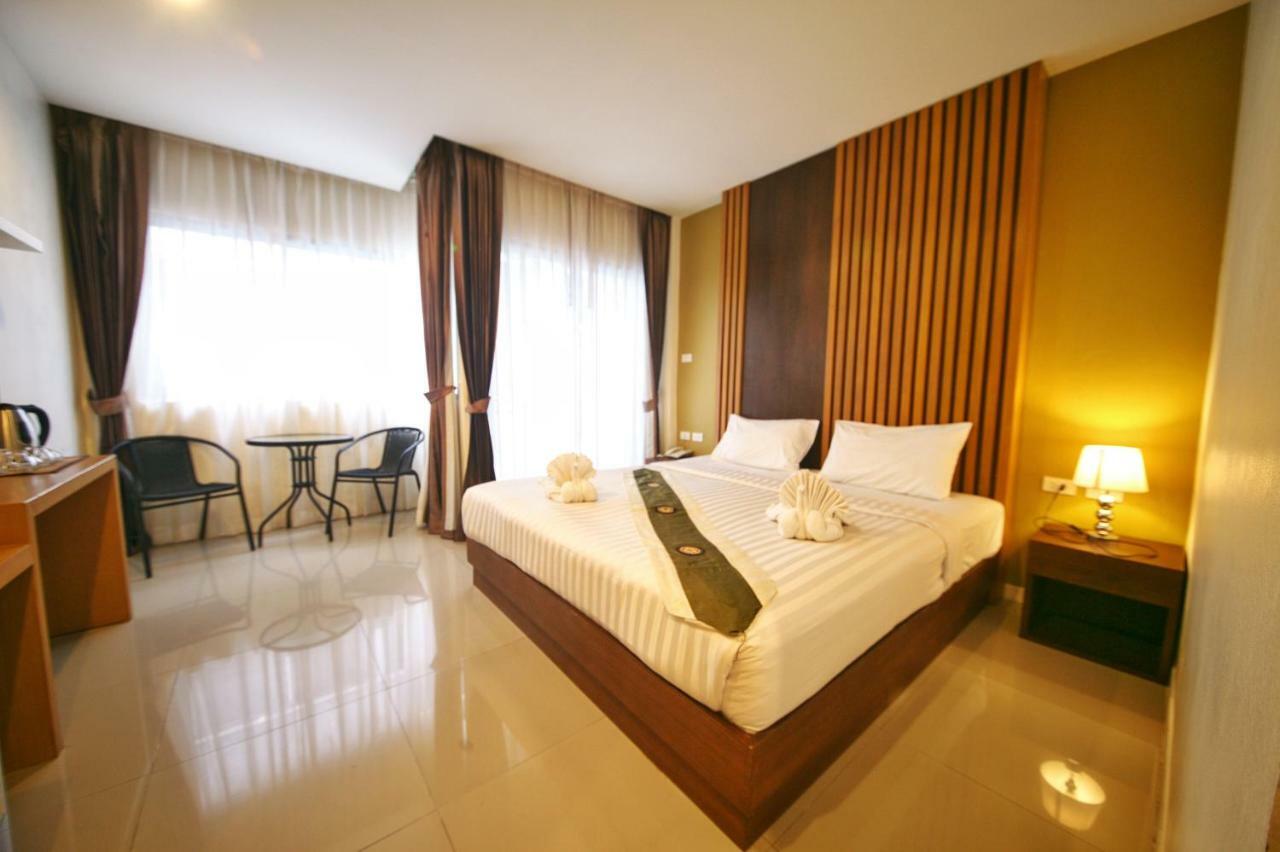 Tropical Sunset Hotel Patong Luaran gambar